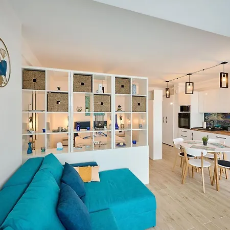 Cloud 9 In Infinity Mamaia