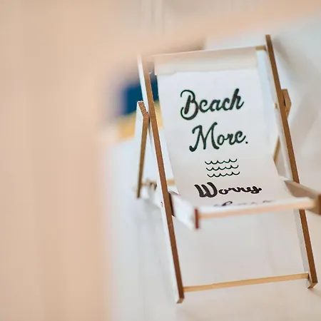 Cloud 9 In Infinity Daire Mamaia