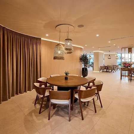 アパート Cloud 9 In Infinity