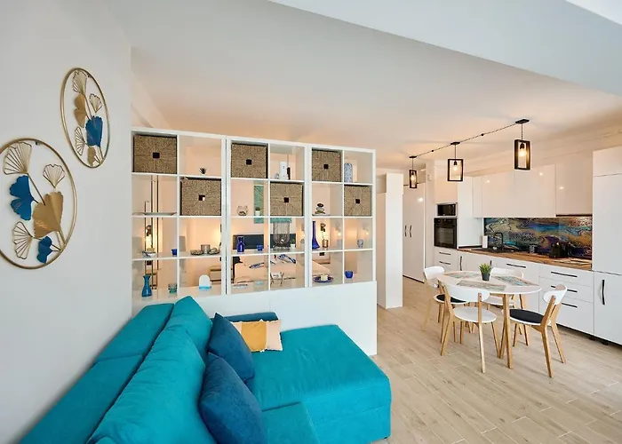 Cloud 9 In Infinity Mamaia