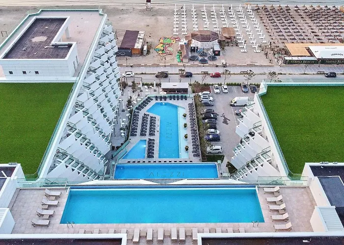 Cloud 9 In Infinity Apartment Mamaia