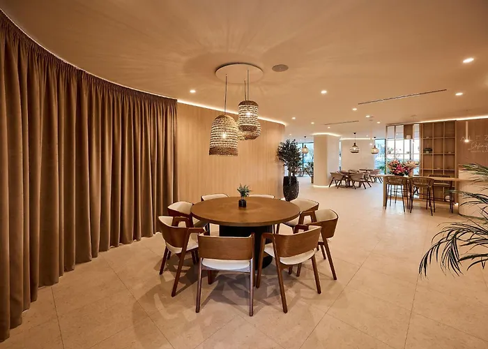 Apartment Cloud 9 In Infinity